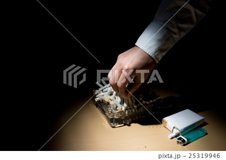 ヘビースモーカー ヘビースモーカー 25319946