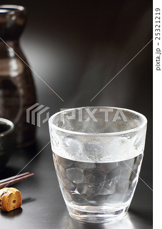 焼酎のお湯割り 25321219