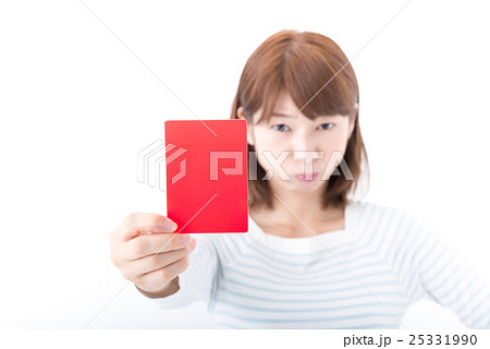 若い女性、レッドカード 25331990