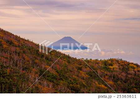 前国師ヶ岳からの朝焼け 25363611