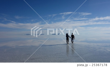 ウユニ塩湖 25367178