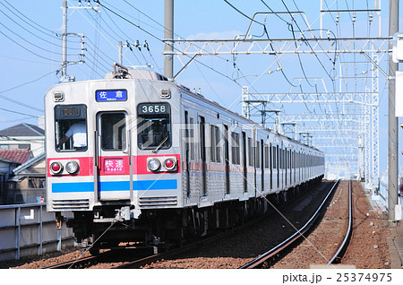 京成線立石付近を走る3600形電車 京成線立石付近を走る3600形電車 25374975