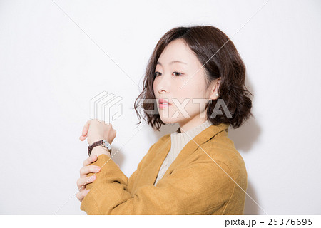 冬服　ポートレート　女性 25376695