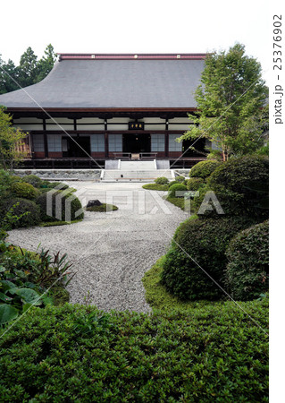 【県指定有形文化財】龍潭寺 本堂（井伊直虎 菩提寺） 25376902
