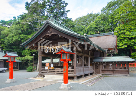 宗像大社中津宮本殿と拝殿 宗像大社中津宮本殿と拝殿 25380711