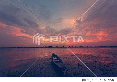 Clouds sky and boat at sunset Clouds sky and boat at sunset 25381456