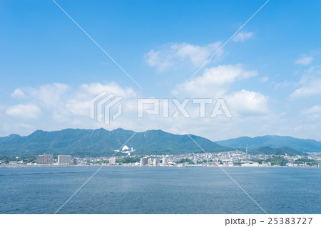 フェリーから見る宮島口風景 3 25383727