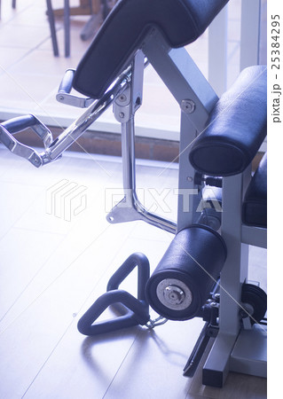 Gym exercise weights machine 25384295