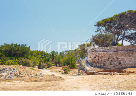 fortress Fortezza in Rethymno on Crete, Greece fortress Fortezza in Rethymno on Crete, Greece 25386543
