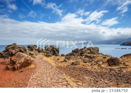 Cliffs at Ponta de Sao Lourenco, Madeira island 25386750
