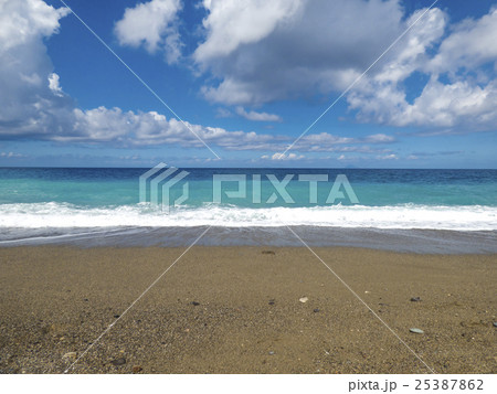 Sunny beach Sunny beach 25387862