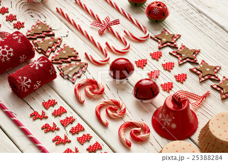 Christmas homemade decoration flat lay Christmas homemade decoration flat lay 25388284