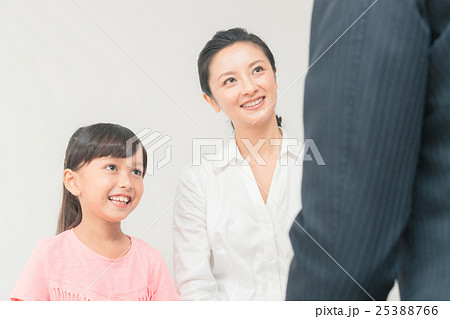 Japanese children 25388766