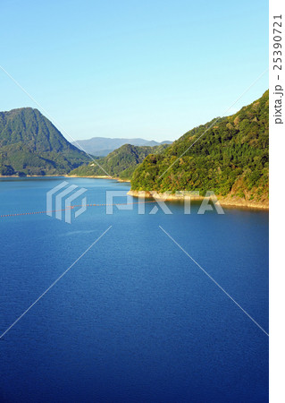 初秋の宝仙湖 25390721