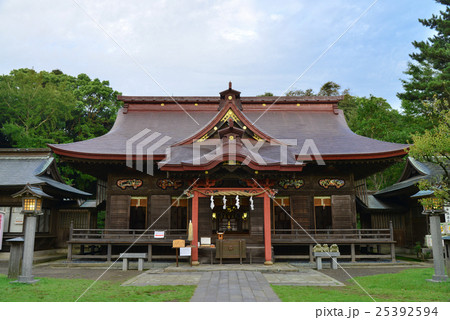 大洗磯前神社(おおあらいいそさきじんじゃ)拝殿 大洗磯前神社(おおあらいいそさきじんじゃ)拝殿 25392594