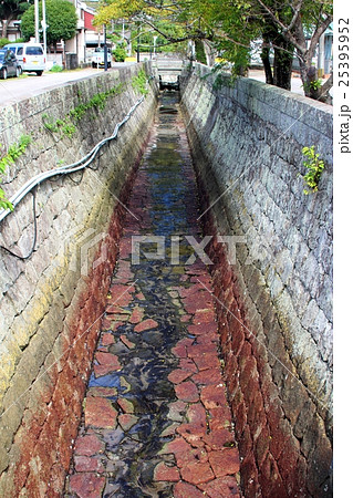 世界遺産　三角西港の水路 25395952