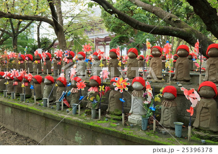 東京・増上寺の千躰地蔵尊(お地蔵様) 東京・増上寺の千躰地蔵尊(お地蔵様) 25396378
