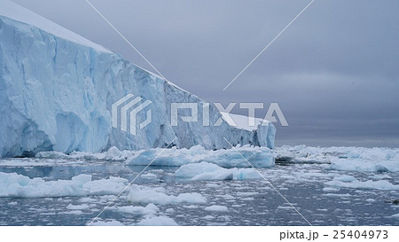 氷山 氷山 25404973