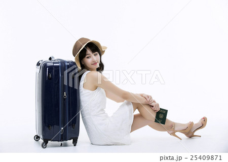 A young woman excited for vacation 25409871