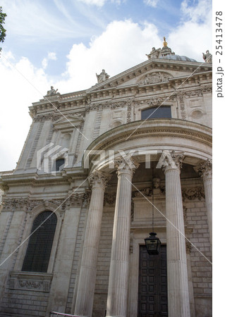 ロンドン：セント・ポール大聖堂 25413478