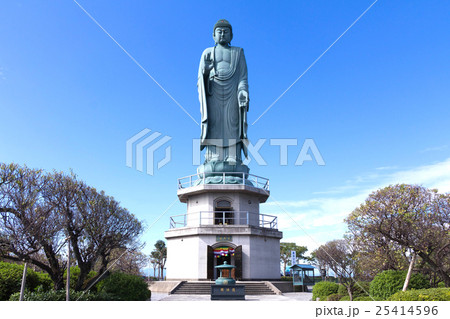 長浜びわこ大仏 平安山良畴寺の写真素材