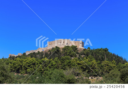distant view on Chlemoutsi fortress, Peloponnese distant view on Chlemoutsi fortress, Peloponnese 25420456