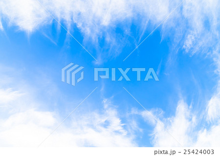 雲 筋雲 積雲 巻雲 青い空 白い雲 秋の空 晩夏の空 背景用素材 クラウド 青空 合成用背景 雲 筋雲 積雲 巻雲 青い空 白い雲 秋の空 晩夏の空 背景用素材 クラウド 青空 合成用背景 25424003