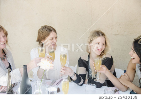 22498 22498 25430139