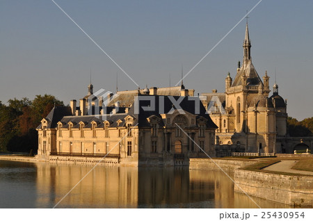 シャンティイ城 25430954