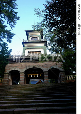 金沢市の尾山神社 25440356