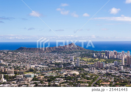 Diamond Head, Oahu - View from Tantalus Look Out 25441443