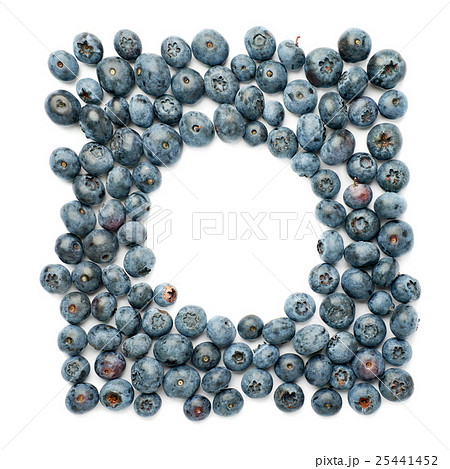 Round frame made of Bilberry or blueberry over 25441452