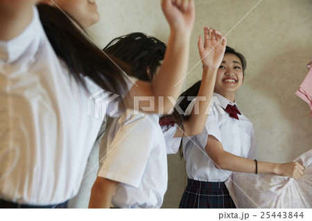 家に遊びに行く 家に遊びに行く 25443844