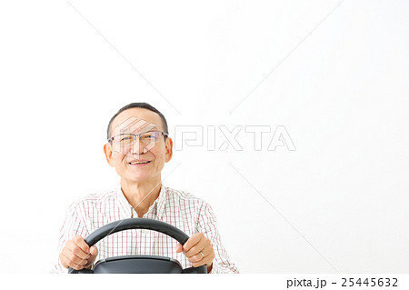 シニア　ドライバー　ライフスタイル 25445632