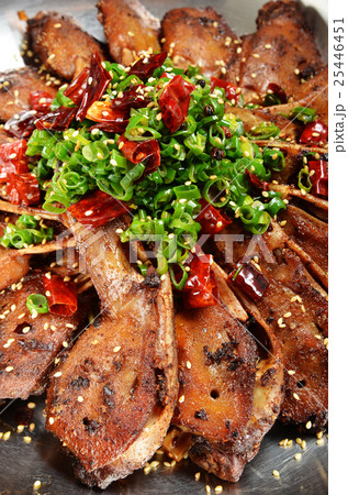 Duck head with chili pot Duck head with chili pot 25446451