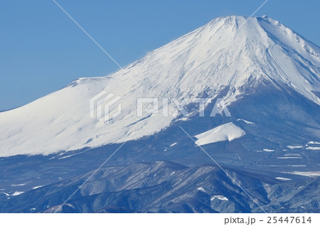 雪景色の富士山展望 25447614