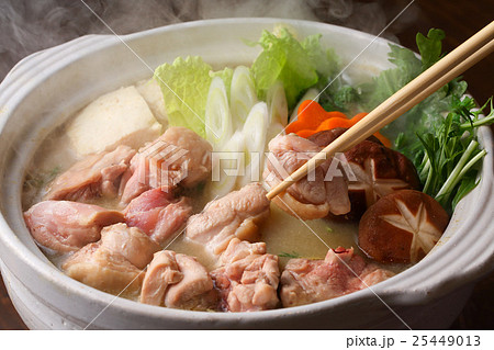 鶏鍋 25449013
