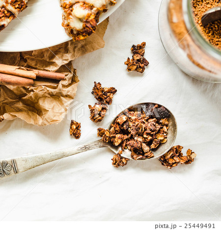 Oatmeal bars with dried fruit, carrot and peanut Oatmeal bars with dried fruit, carrot and peanut 25449491