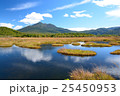 尾瀬ヶ原の池塘と燧ケ岳 25450953