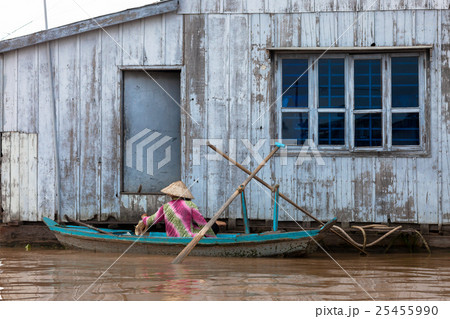 Cai Rang floating market Cai Rang floating market 25455990