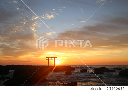 大洗海岸の鳥居 大洗海岸の鳥居 25460052