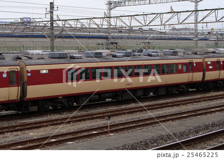 在りし頃のサロ183形 25465225