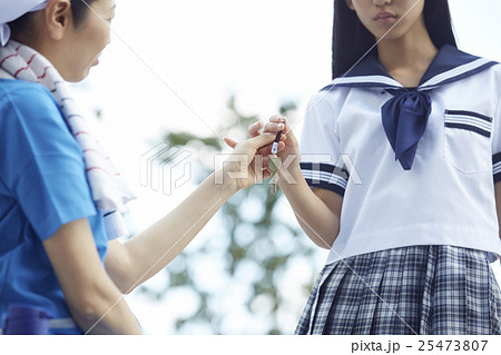 母子家庭　イメージ 25473807