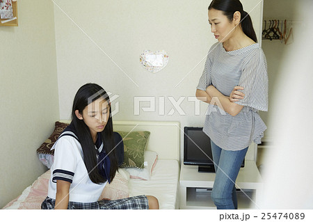 女子高生　反抗期 25474089