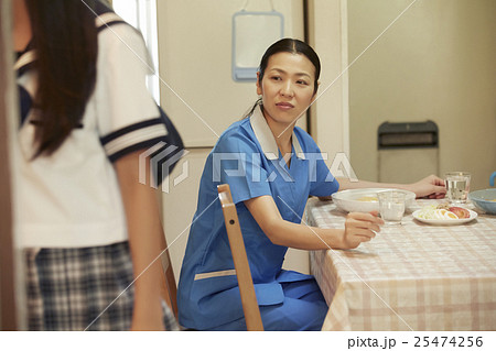 母子家庭　イメージ 25474256