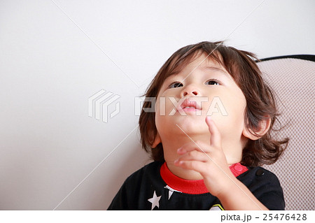 1歳8か月 25476428