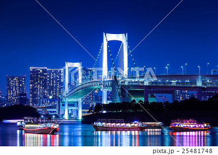 お台場海浜公園　レインボーブリッジの夜景 25481748