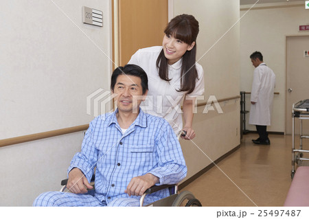 医療 病院 介護 医者 介護師 ナース イメージシーン 医療 病院 介護 医者 介護師 ナース イメージシーン 25497487