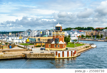 Lighthouse at the port of Helsingborg - Sweden Lighthouse at the port of Helsingborg - Sweden 25500730