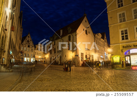 On deserted streets of Tallinn. On deserted streets of Tallinn. 25509557